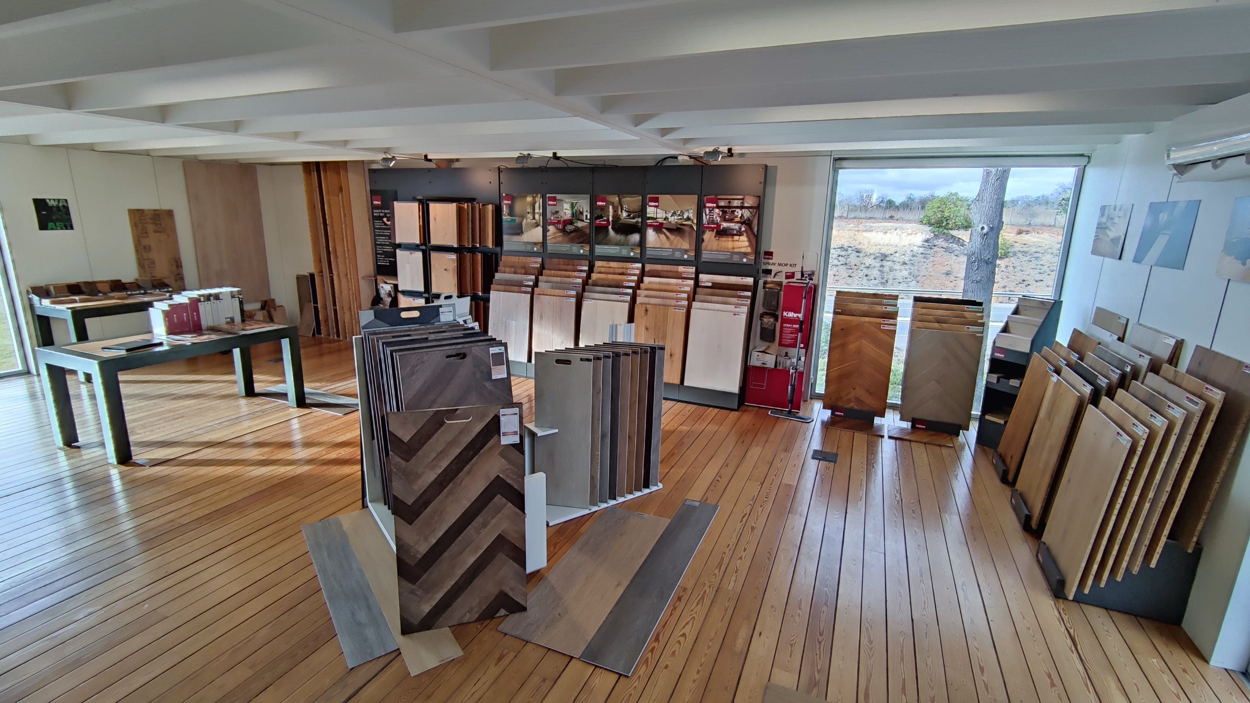 Showroom Algarve2.jpg