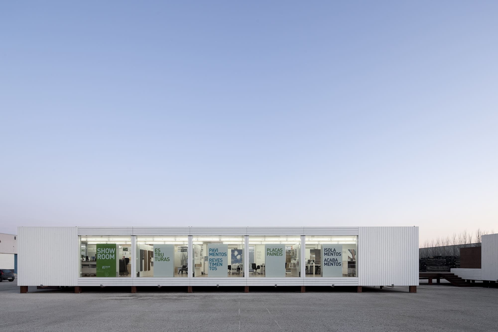 Showroom Azambuja.jpg